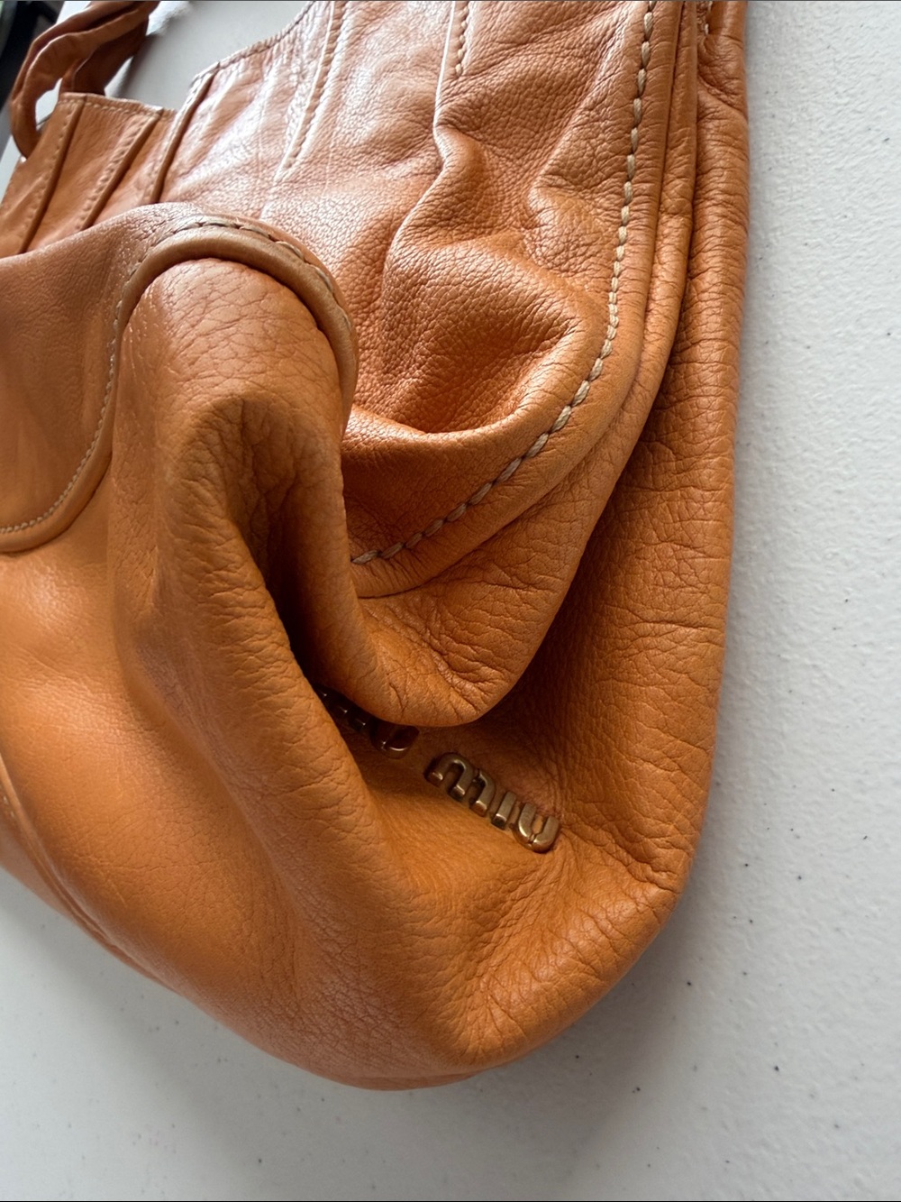 Miu Miu Vintage Vitello Leather Knotted Hobo Bag - Orange Apricot - Picture 8 of 16